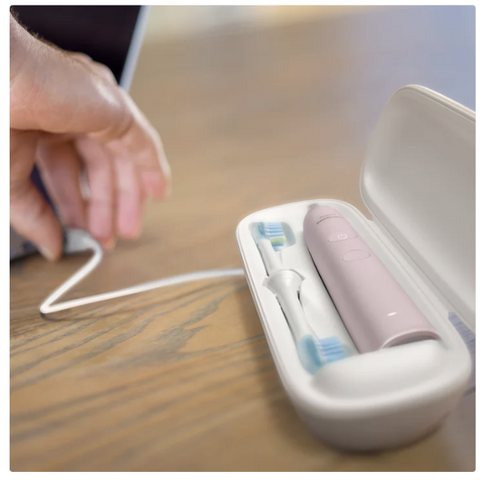 Philips Sonicare DiamondClean Toothbrush Set | White | FREE Travel Charging Case